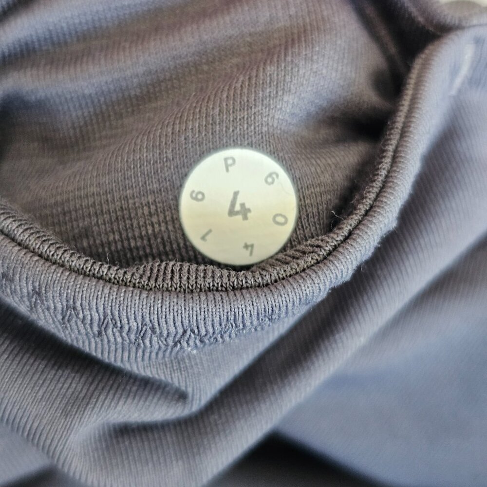 Lululemon Grey Leggings Size 4 High Rise 28" Inseam Side Pockets Athletic Yoga - Picture 9 of 15